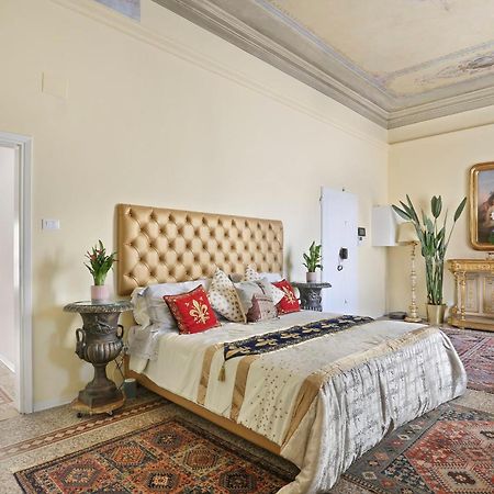Lullaby Suite Near Palazzo Vecchio And Piazza Signoria -Hosted By Sweetstay Florence Exterior photo