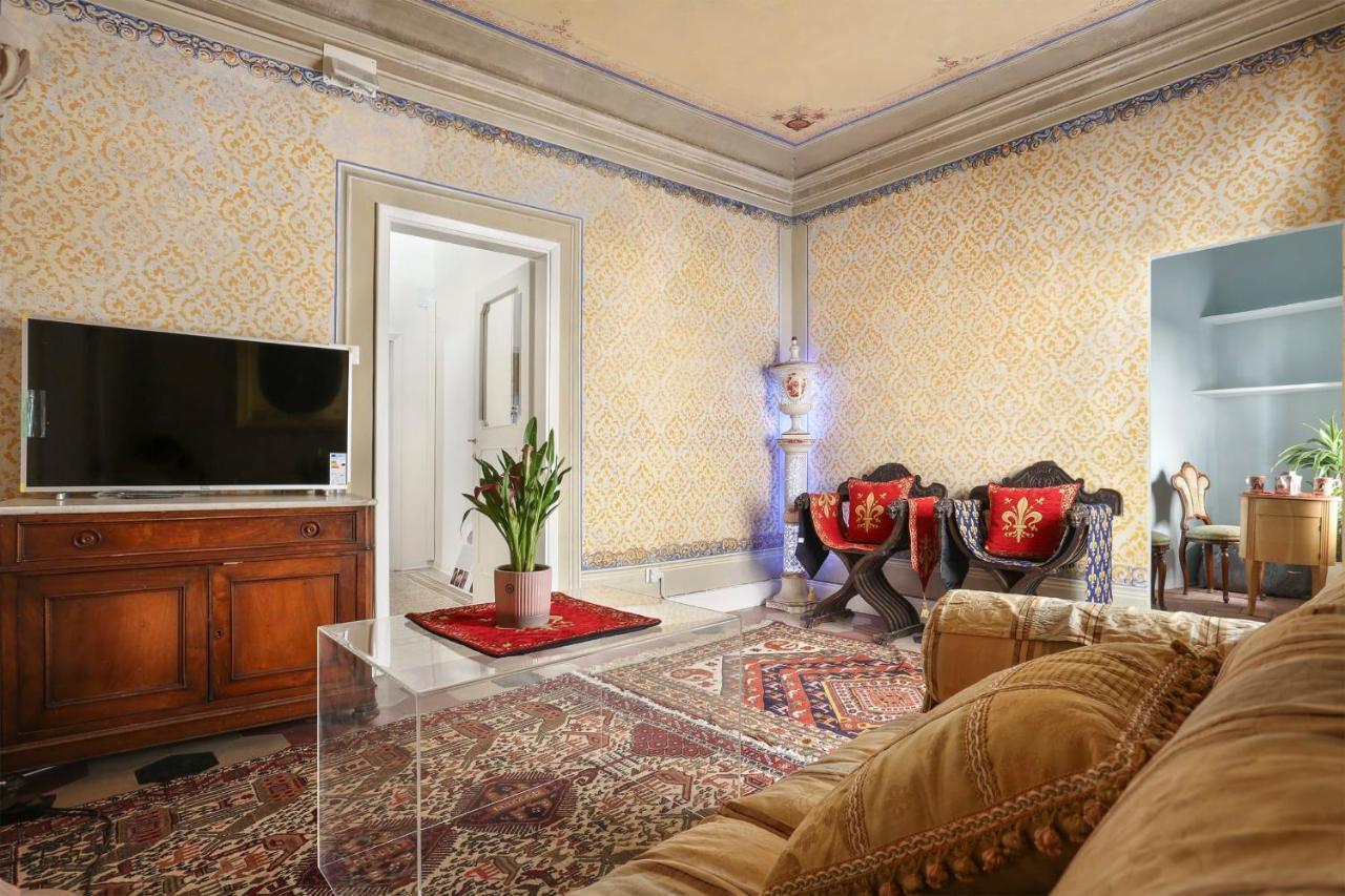 Lullaby Suite Near Palazzo Vecchio And Piazza Signoria -Hosted By Sweetstay Florence Exterior photo